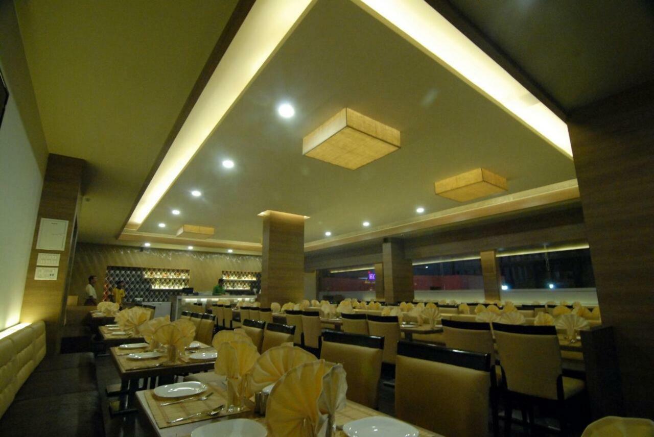 Hotel Western Inn Васаи Экстерьер фото